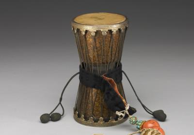 图片[2]-Gold-painted lacquer hand-drum with leather case, Qianlong reign (1736-1795), Qing dynasty-China Archive